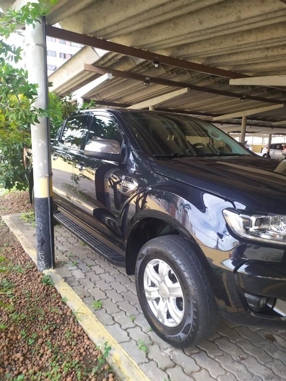 Ranger xlt 2022 preta