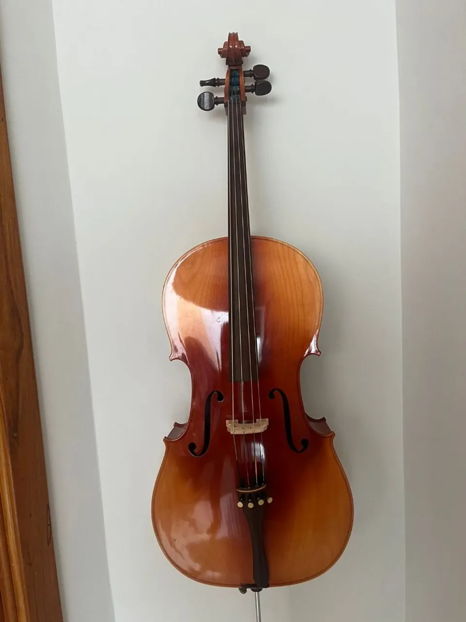 Violoncelo em excelente estado