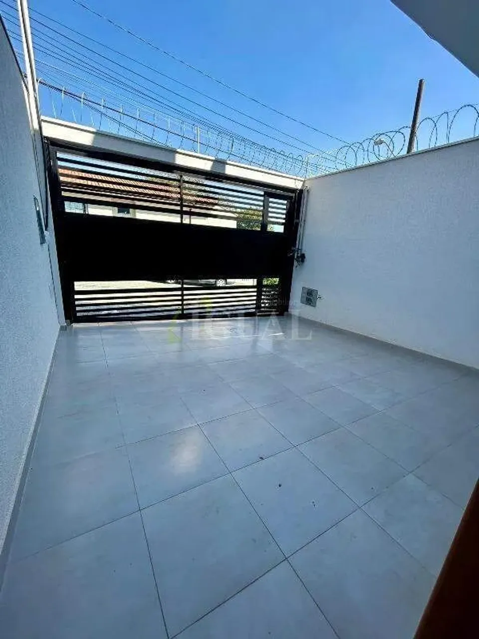 Lindo sobrados para locação , 96m, 2 dormt 2 suítes, 1 lavabo, area de serviço ,sala 2 amb