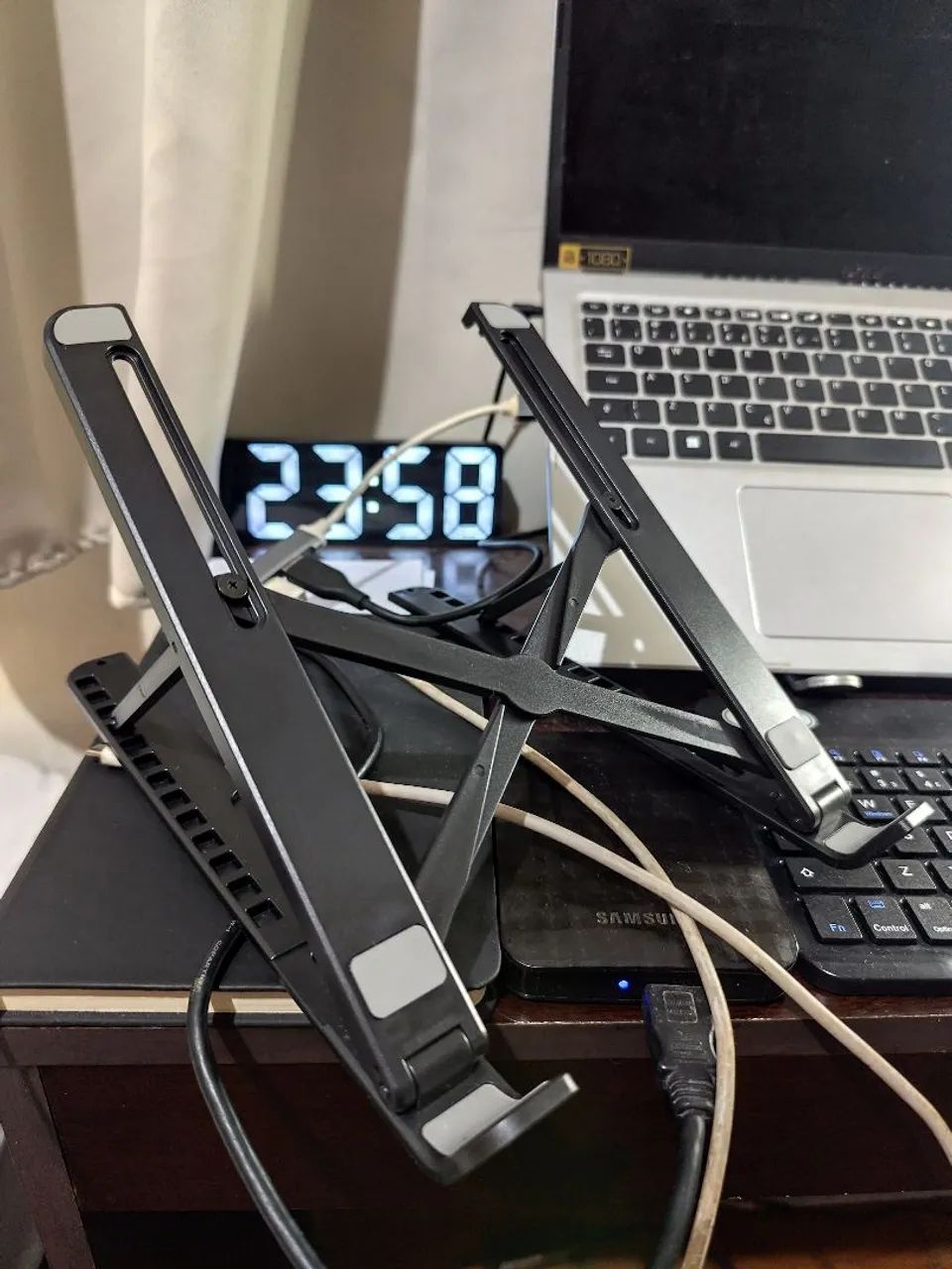 Suporte de Mesa para Notebook ou Tablet64529519827073120