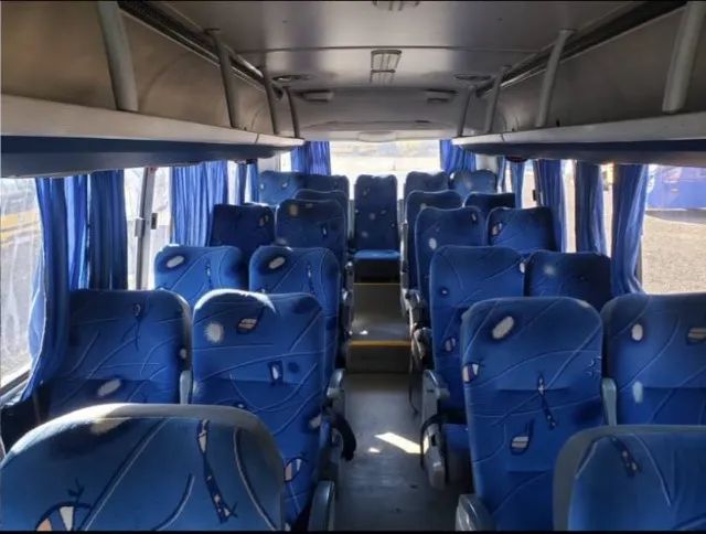 Micro-Ônibus Agrale 2010 - Foto 9