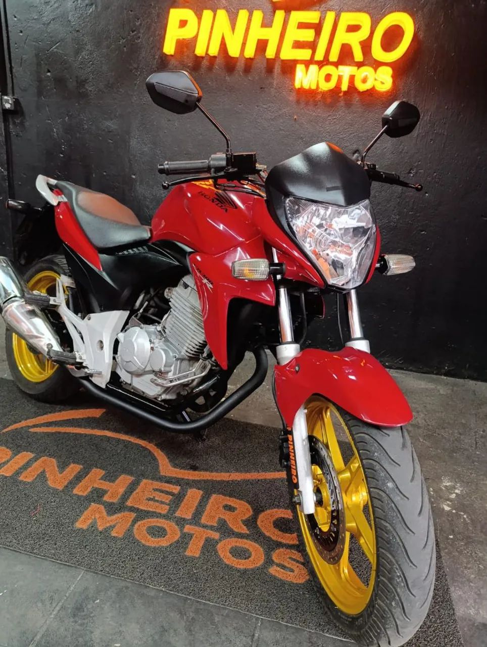 CB 300R 2016 - Foto 2