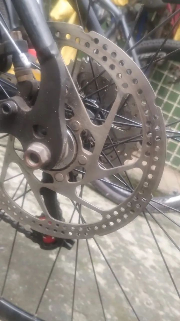 Bicicleta Aro 29 com Câmbio Shimano - Foto 3