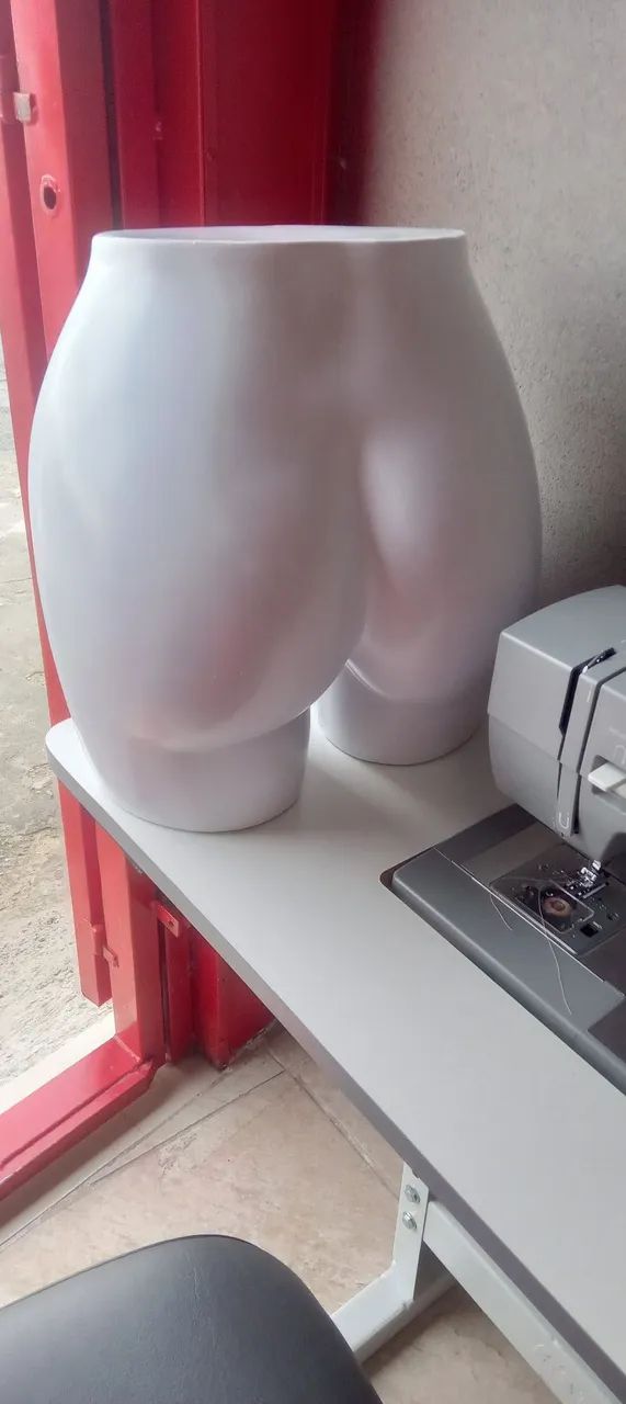 Manequin bumbum  - Foto 2