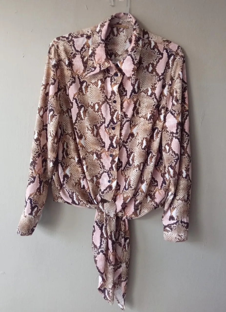 Blusa Amarração na Frente Tamanho 40