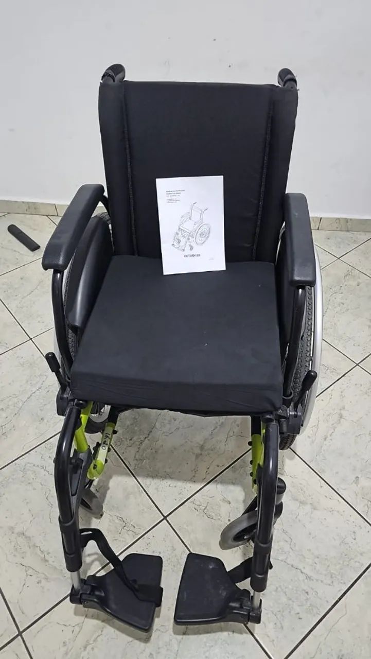 Cadeira de rodas manual - semi-nova - Foto 2