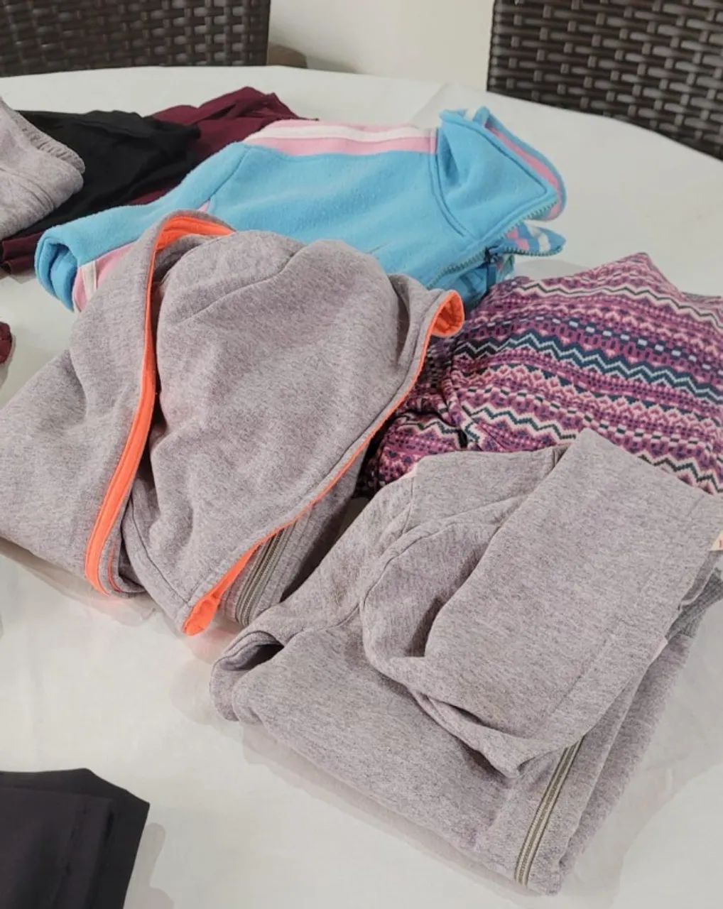 Roupas Infantis Desapego (Blusa, Calça, Short, Camiseta, Vestido) Tamanho 08 e 10 - Foto 4