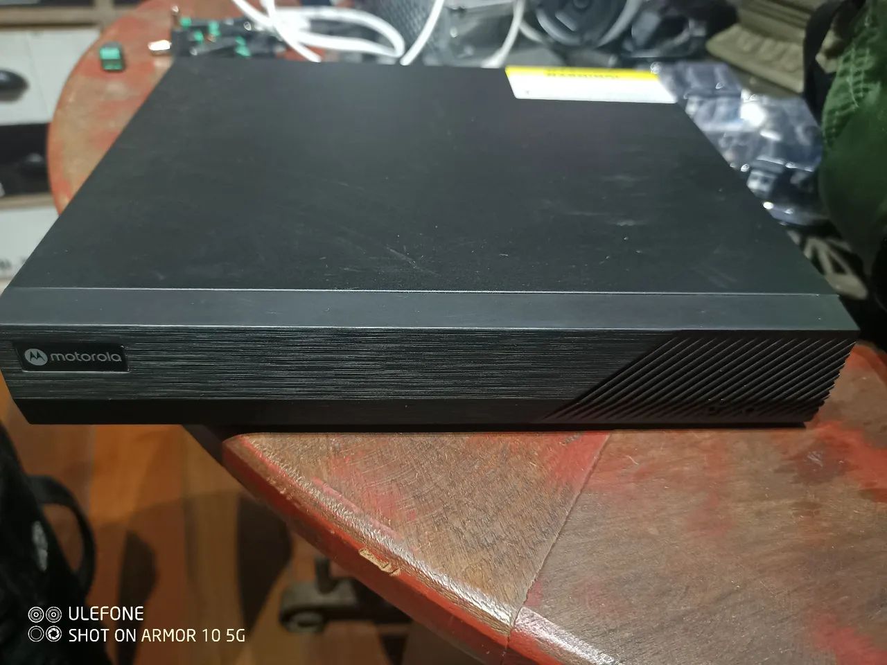 Gravador DVR com quatro câmeras Motorola vrKit de Câmeras de Segurança Motorola - Novo!