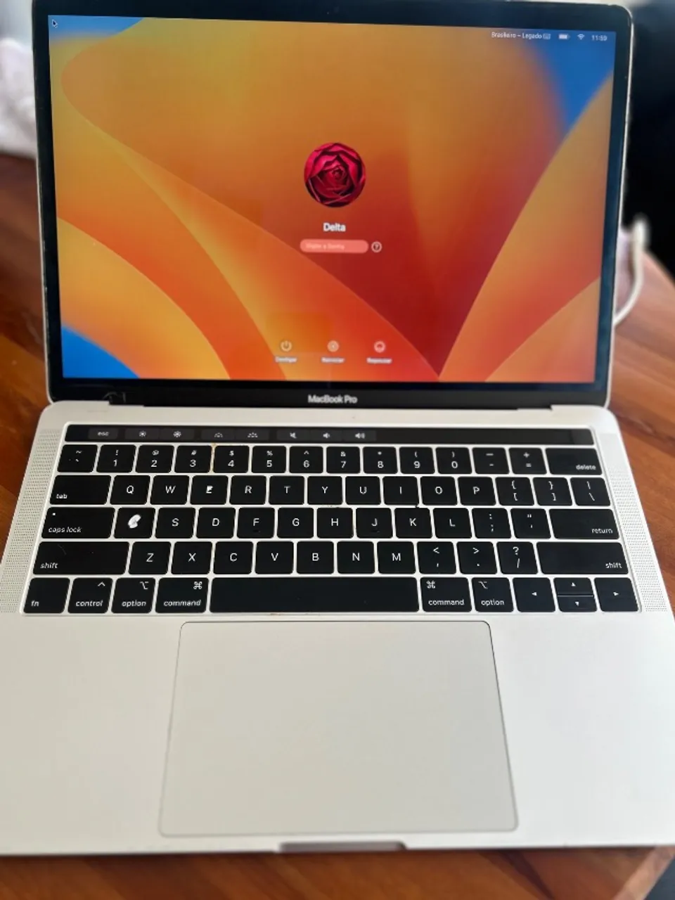 macbook pro 2019 i5