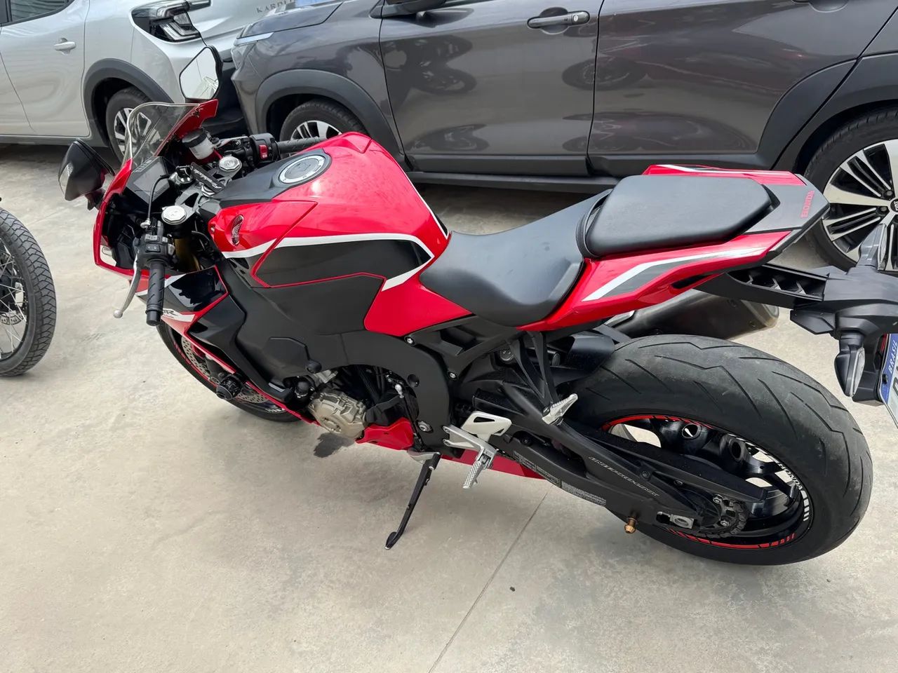 Honda cbr1000 Fireblade 2018 - Foto 4