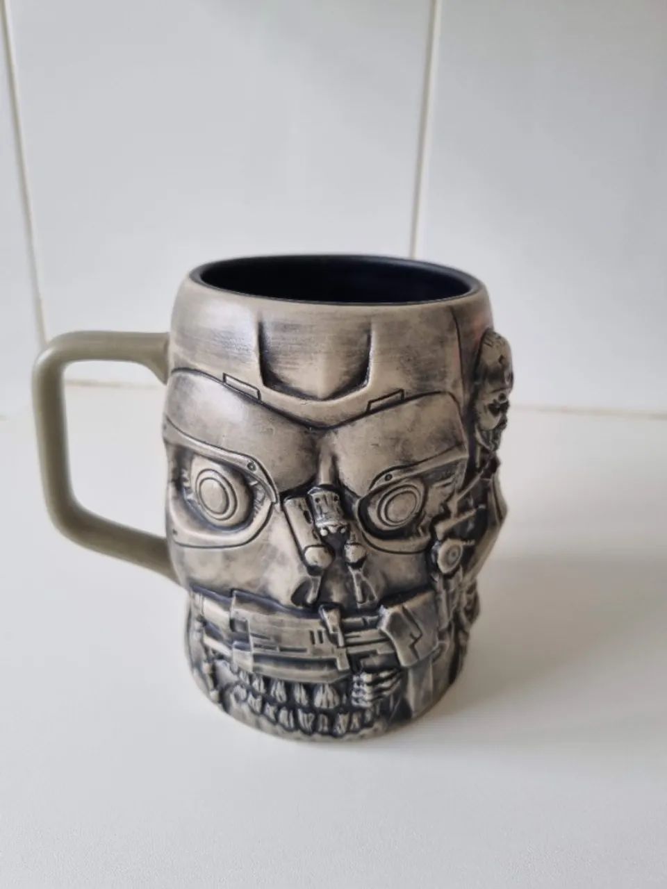 Caneca Exterminador do Futuro Importada