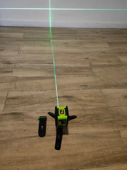 Nível a laser 2 Linhas com Tripé, suporte e bolsa Fazemos entrega - Foto 4