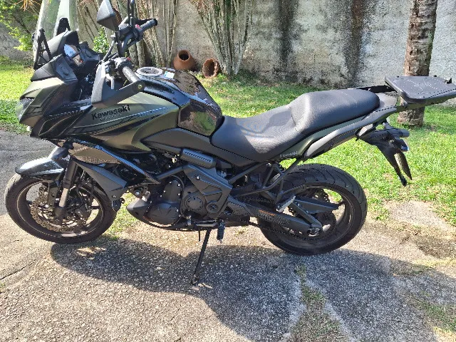 Kawazaki Versys 650 ano 2020