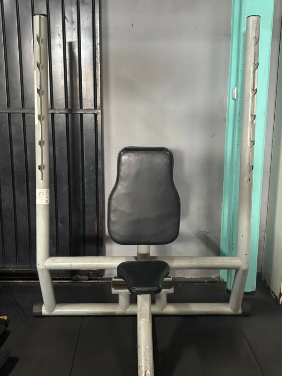 Banco 90 graus com Suporte Regulável