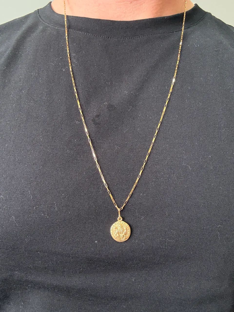 Cordão de ouro com medalha de São Bento - Foto 3