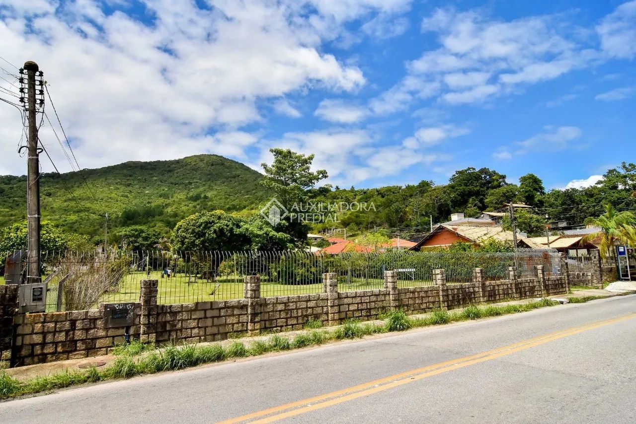 Terreno 37.500m²