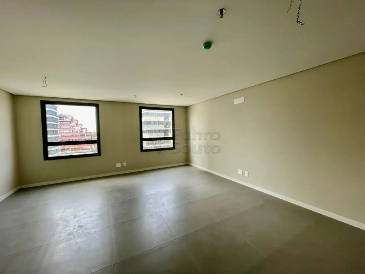 VANGUARDA | SALA COM VISTA PARA O PARQUE Um endereço que une sofisticação, praticidade e u