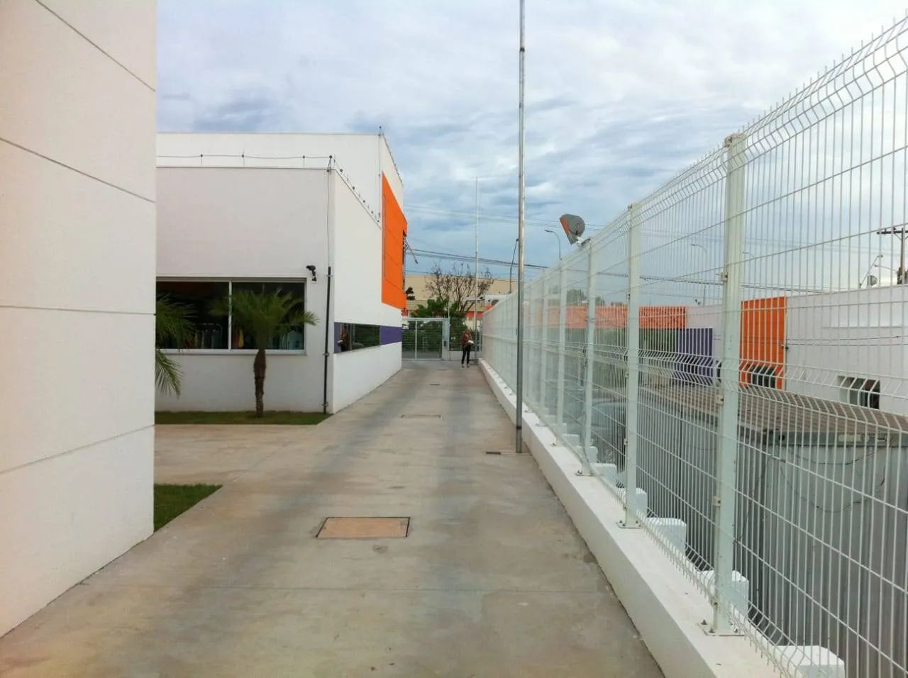 Alugo Prédio Grande porte Av. Arquimedes Pereira lima - Foto 5