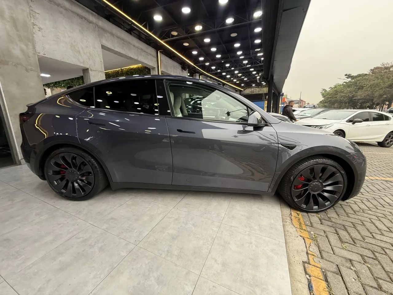 Tesla Model Y Performance, foto 7 de 20