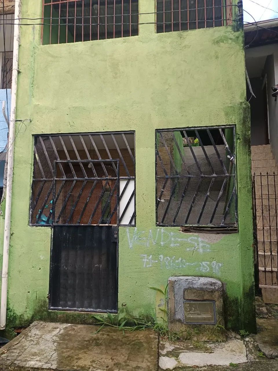 Vendo casa de 2/4