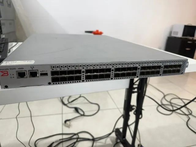 Switch Fiber Channel Brocade 5100 - 48 Portas 8Gbps
