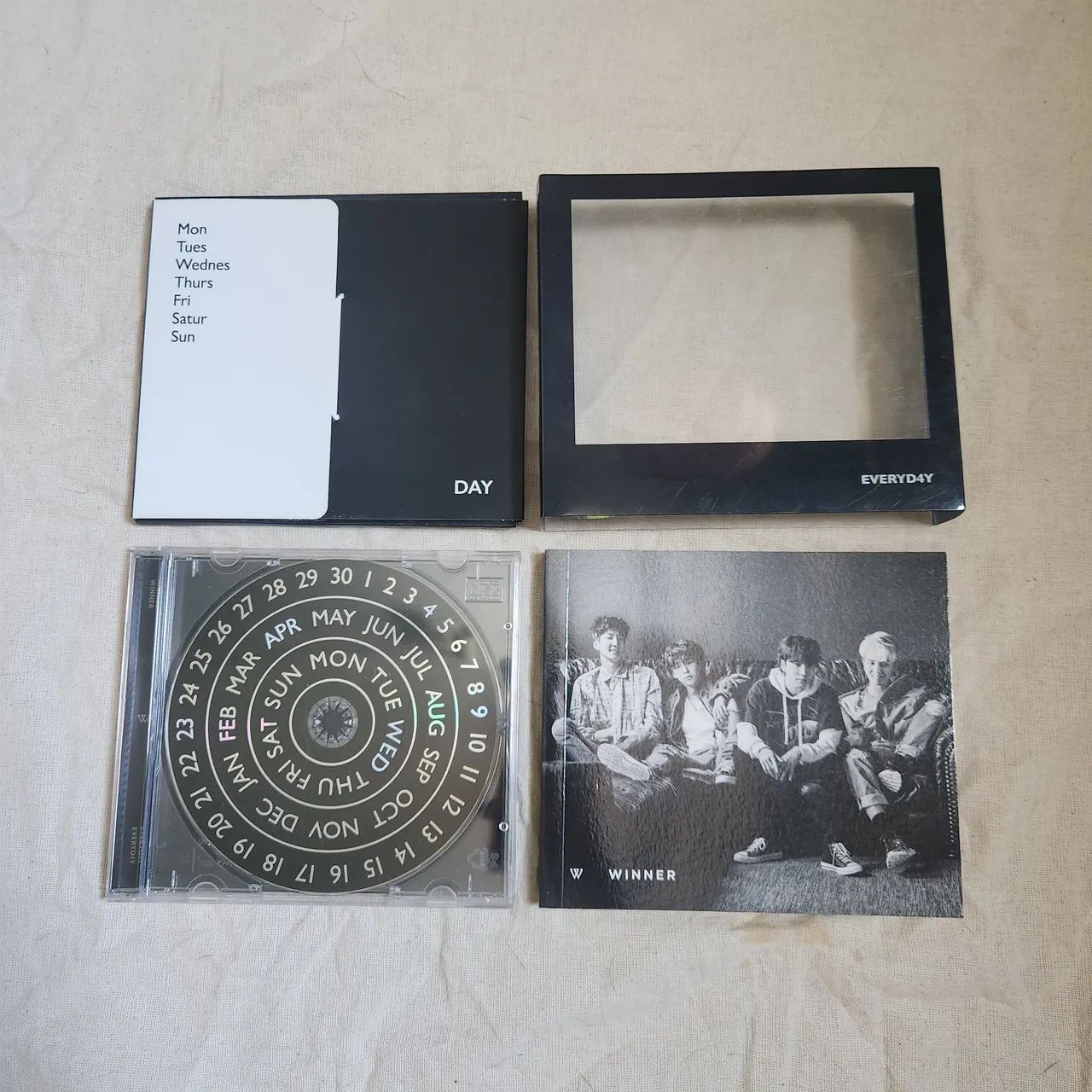 Album everyday Winner night version com poster  - Foto 2