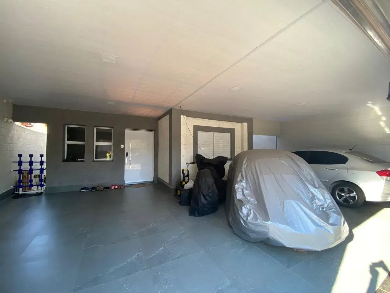 Casa com 5 Dormitórios, 3 Suítes e Jacuzzi | Parque Ortolândia
