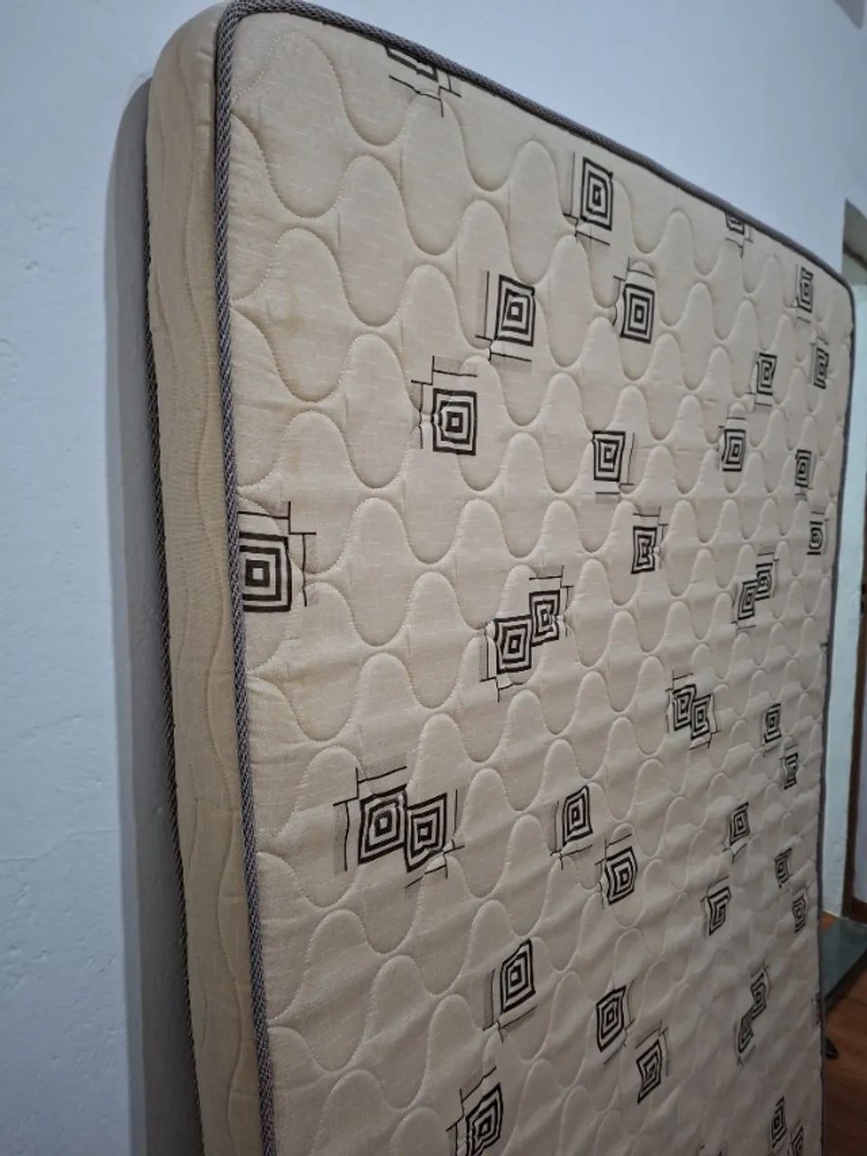 Cama de casal + colchão  - Foto 4
