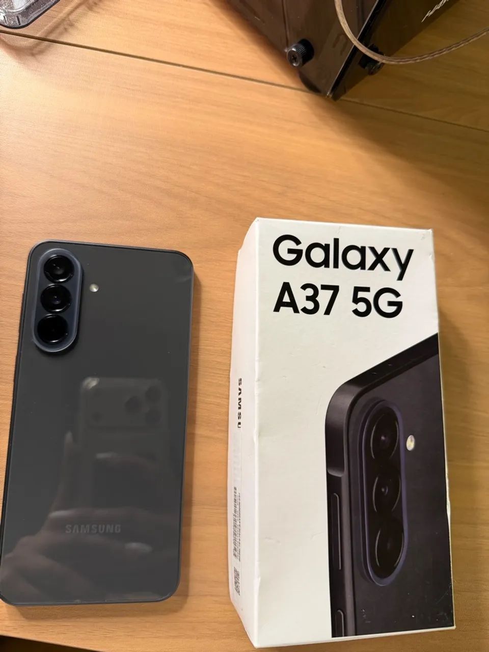 Samsung A37 - Foto 2