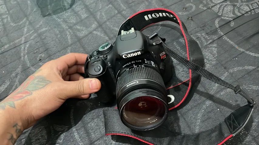 Camera canon eos t3i