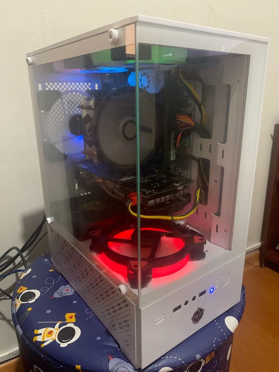 格安快適ゲーミングPC Xeon-E3 GTX650 SSD120G メモリ8G HDD500GB Win10 0122 PC Gamer RGB Completo Intel Xeon 20 Núcleos 3.5Ghz / Placa Video
