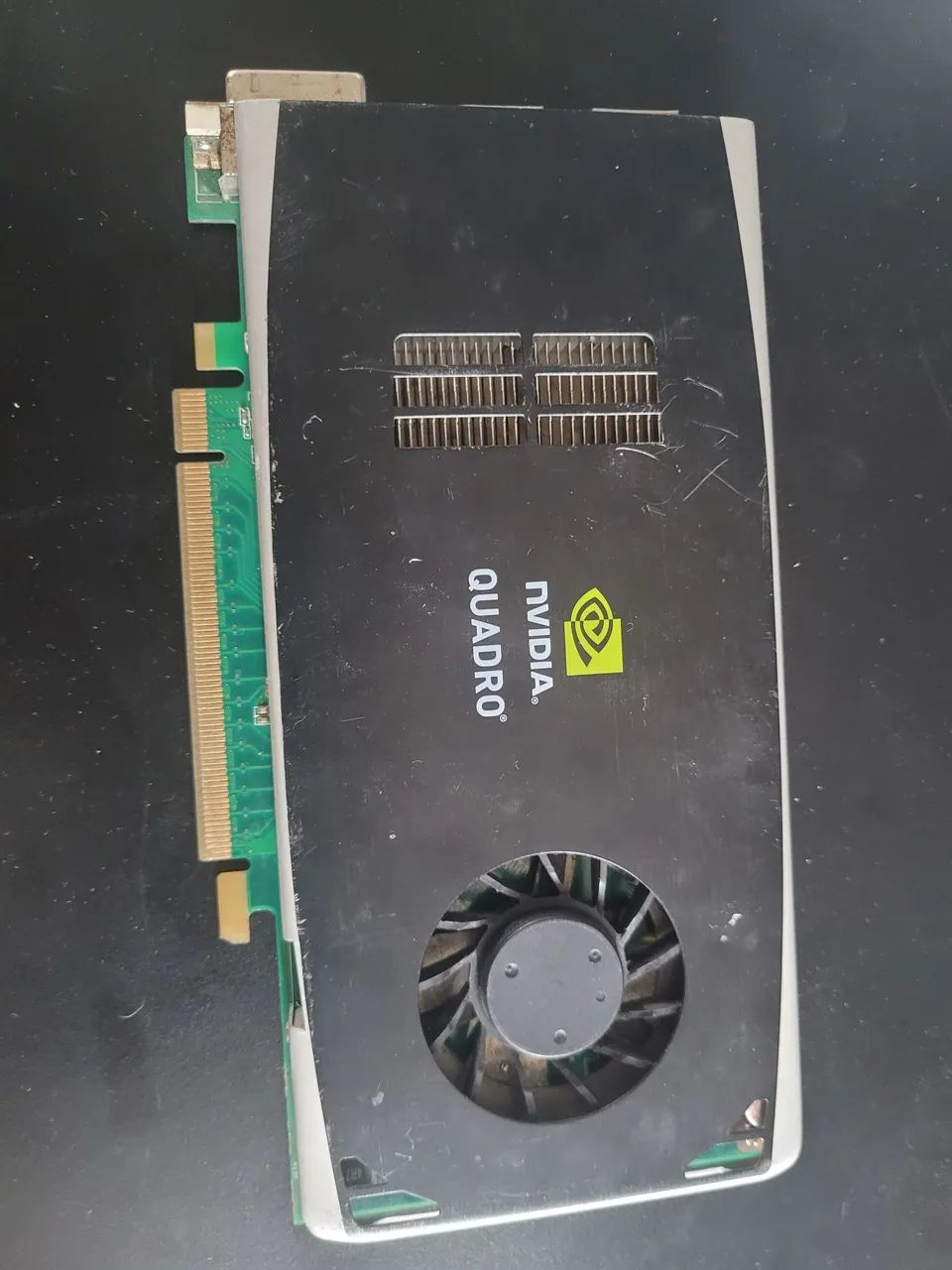 Placa de vídeo Nvidia Quadro com defeito