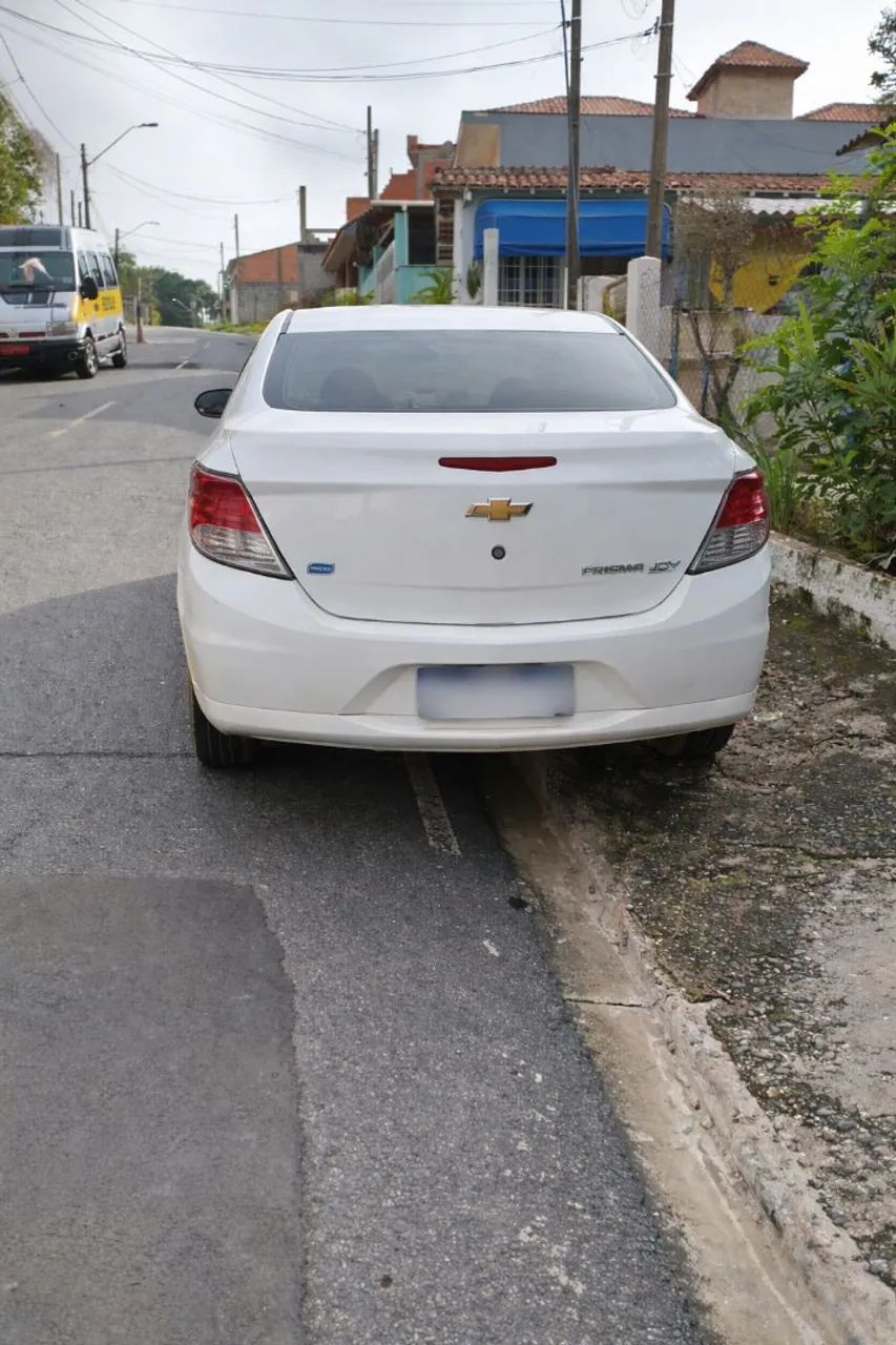 Chevrolet Prisma Sed. Joy/ LS 1.0 8V Flexpower 4P 2017 - Foto 4