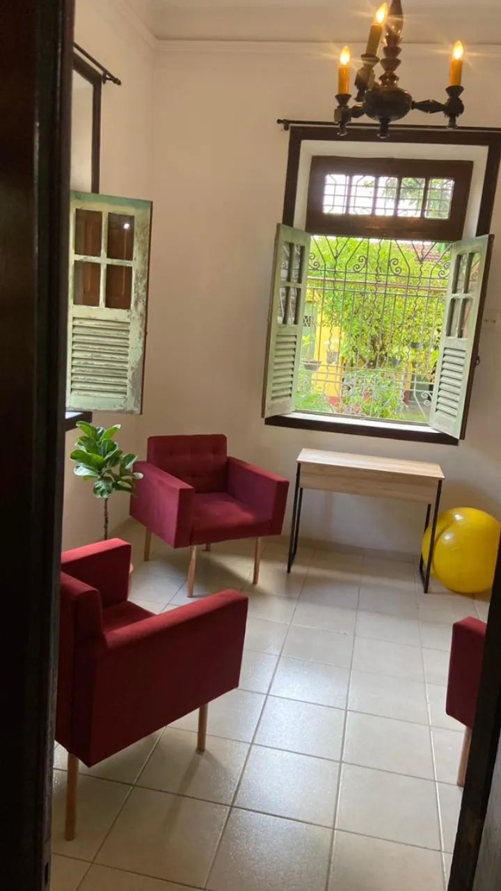 POLTRONAS VERMELHAS EM ÓTIMO ESTADO, APENAS 6 MESES DE USO!  - Foto 3