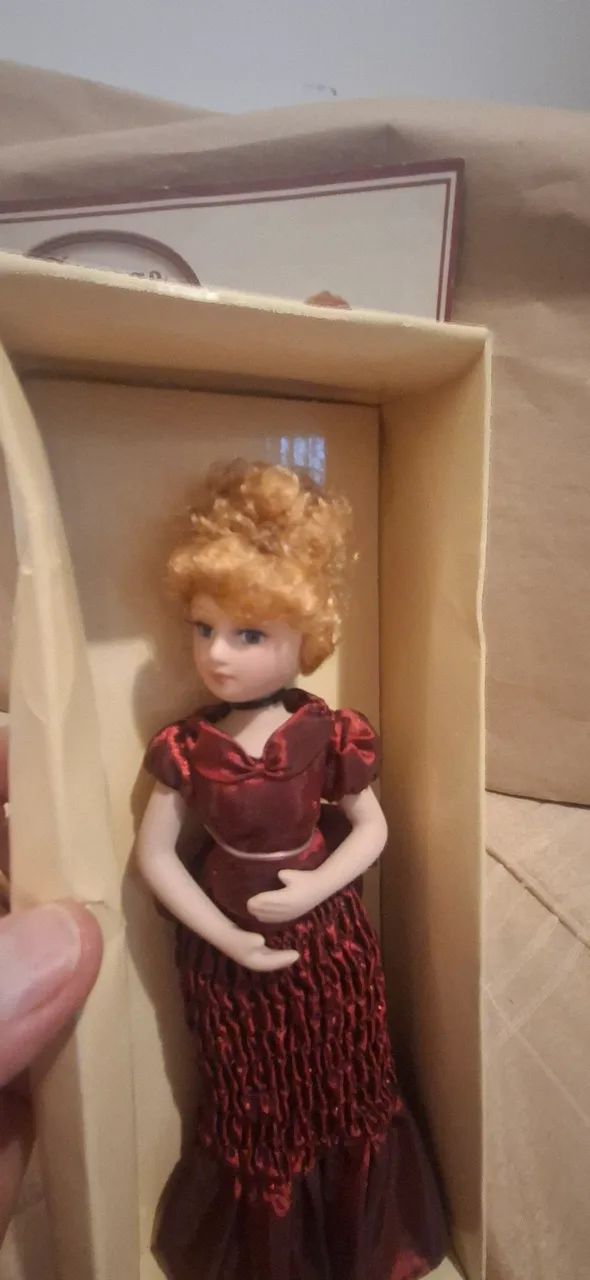 Boneca Damas da Época  - Foto 2