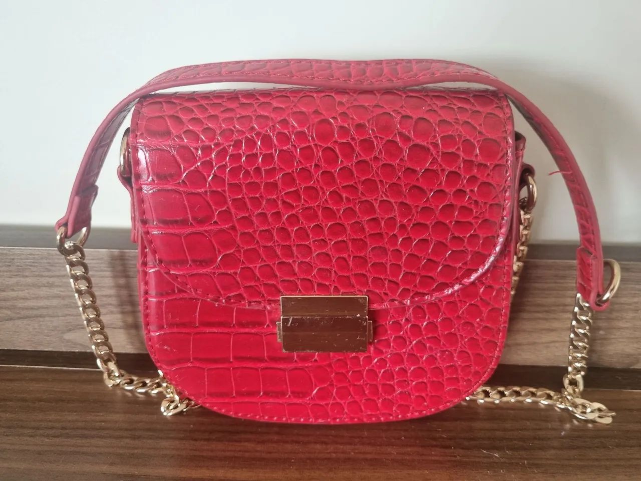 Bolsa (ombro) pequena cor vermelho - Foto 4