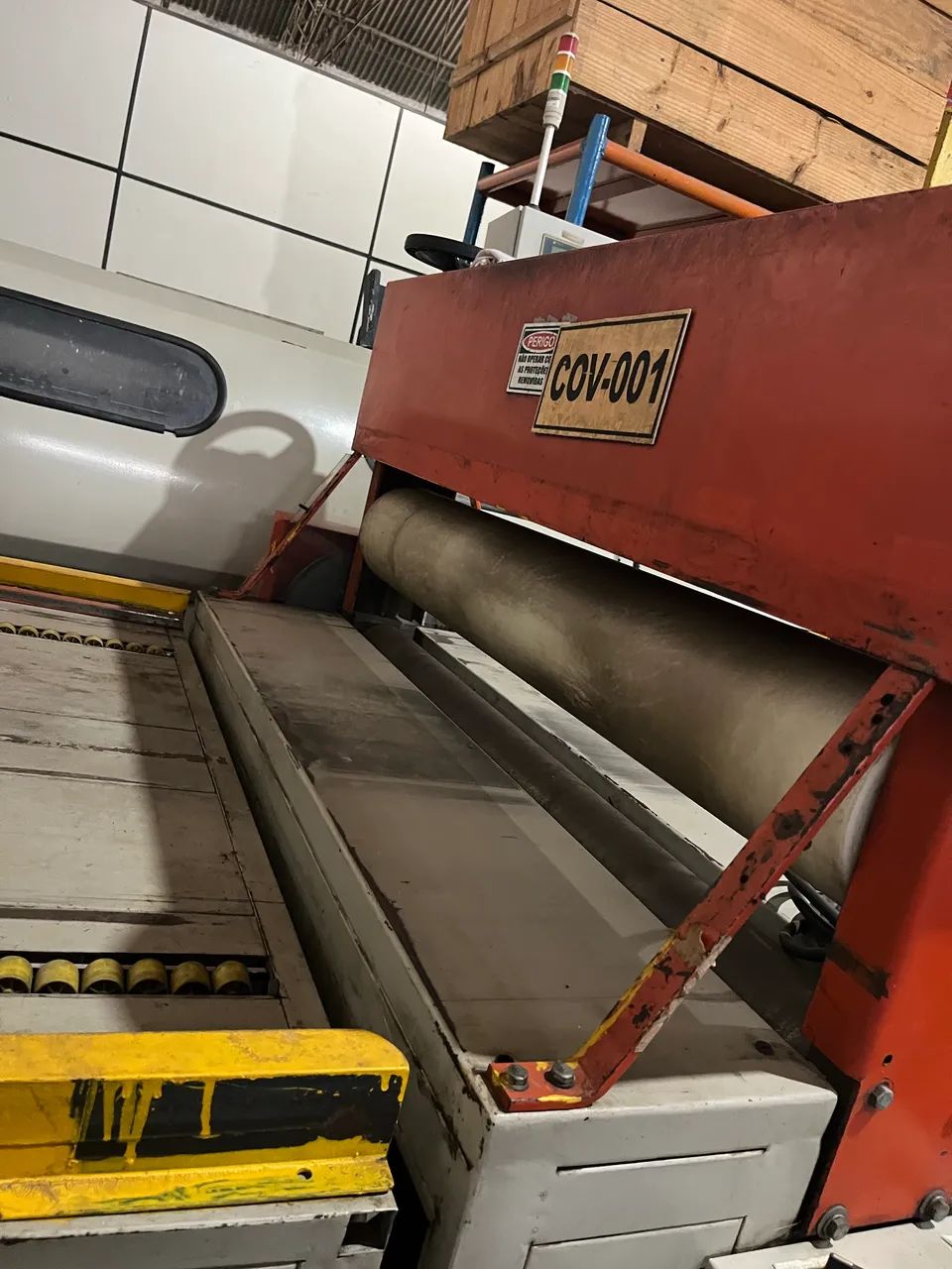 Corte e vinco automático Renamak para embalagens  - Foto 3