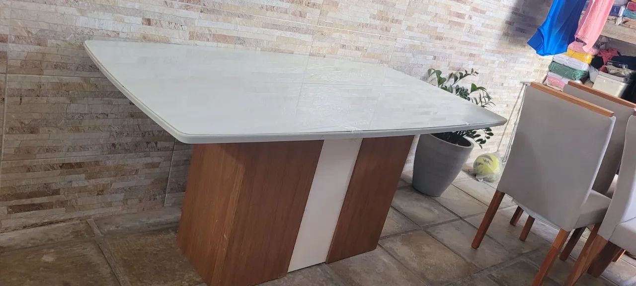 Mesa de 6 lugares a venda 