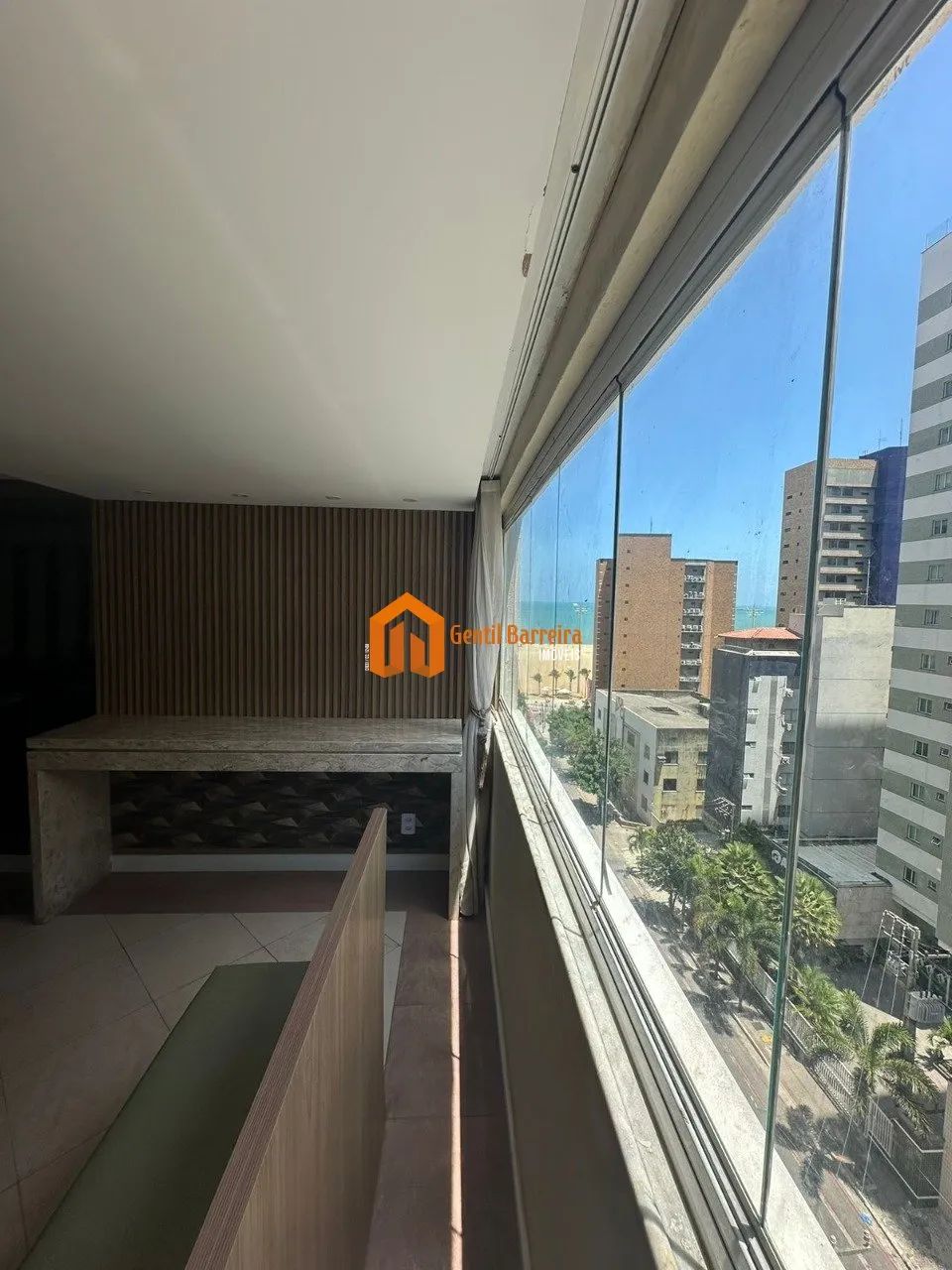 AMPLO, MOBILIADO E A 80M DO MAR - OPORTUNIDADE NO MEIRELES! - Foto 3