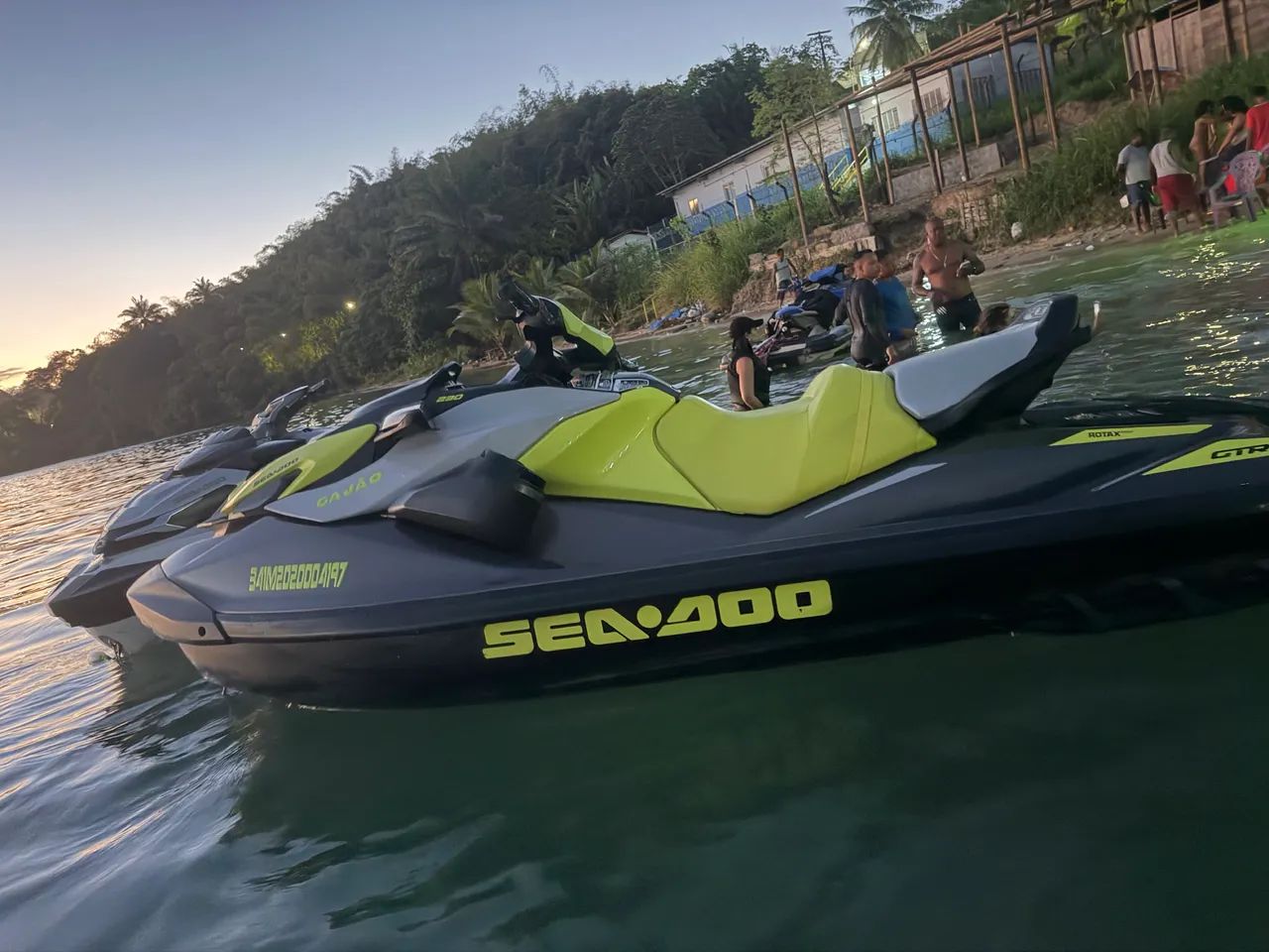 Jet Ski seadoo 230 2020