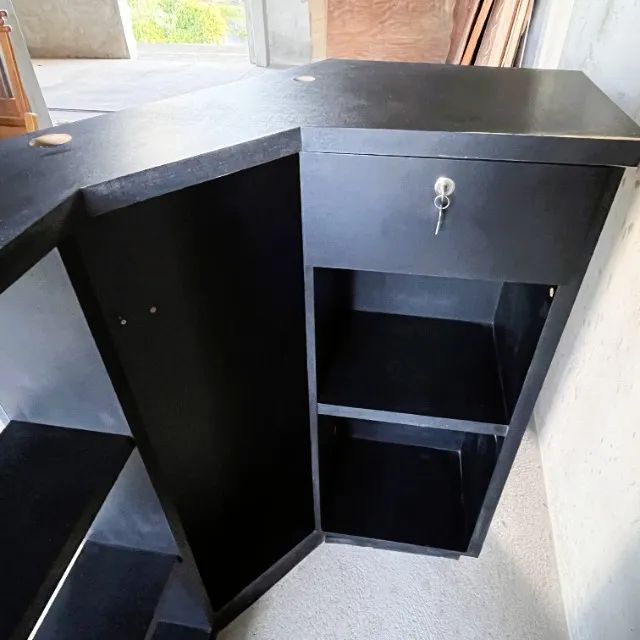 Bancada Mostrador com Vidro - MDF - 159x112x80 cm - Foto 3
