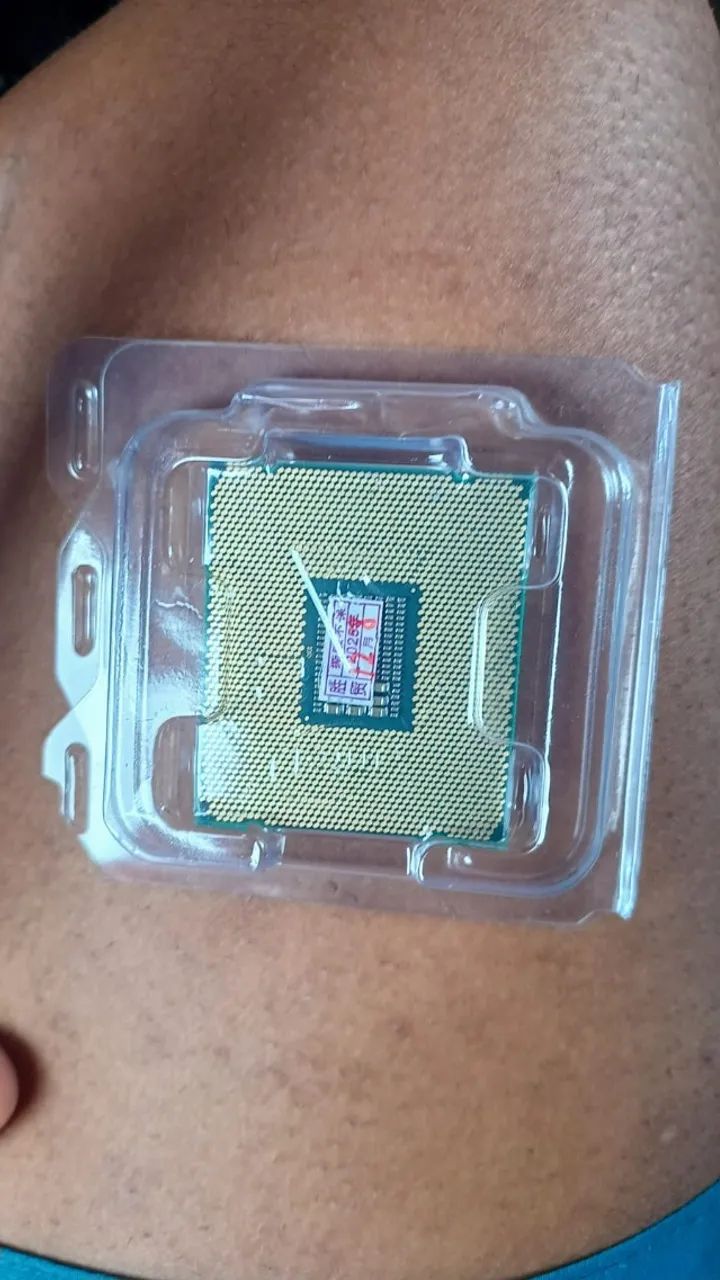 Processador Intel Xeon E5-2630 v4 - Foto 2