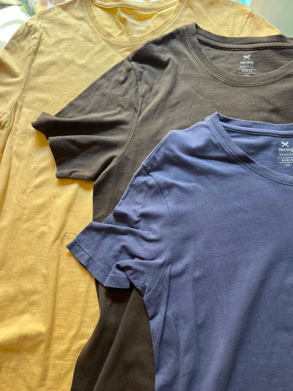3 Camisetas Hering - Foto 2