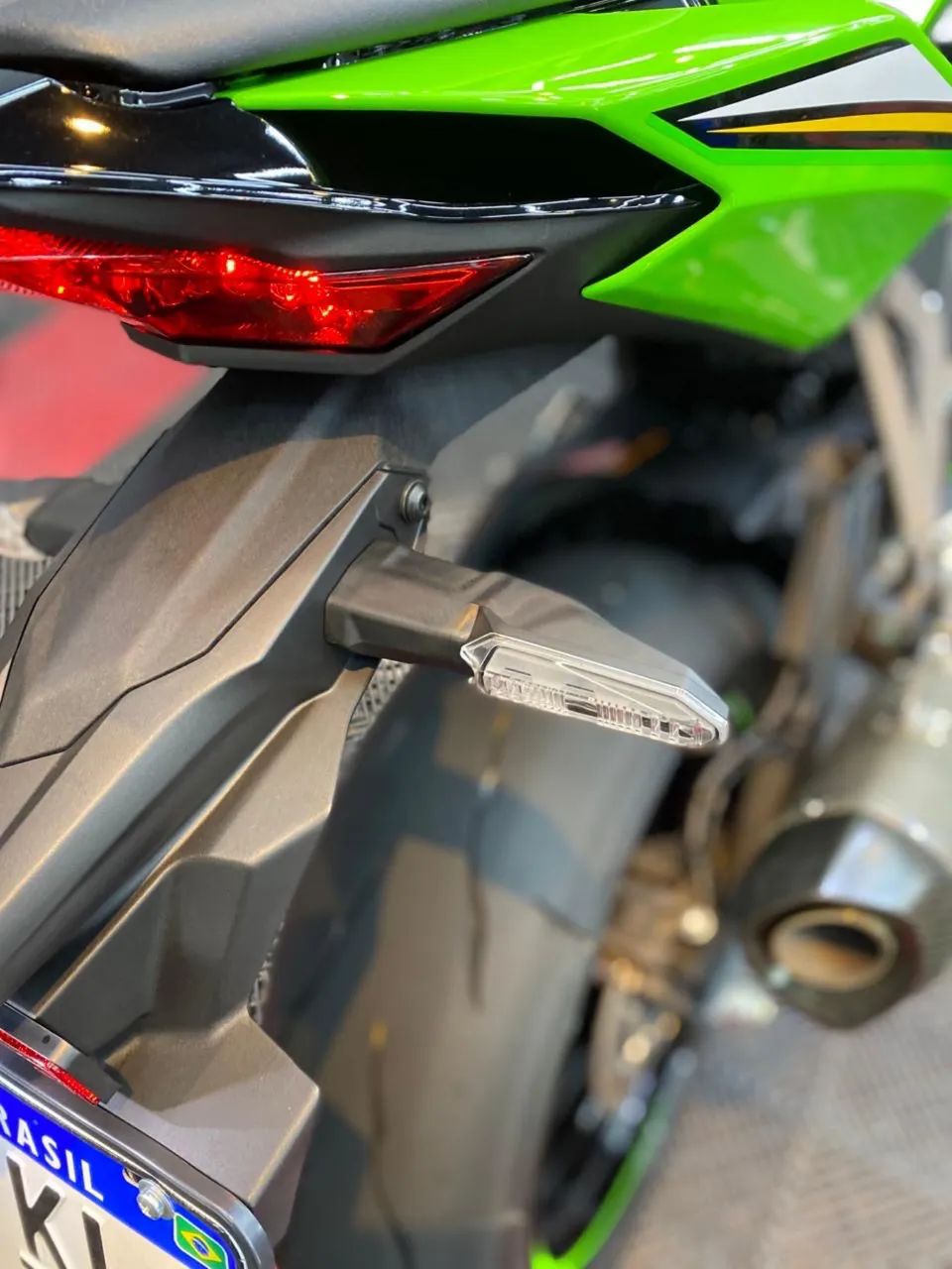 Kawasaki Zx-10/ Zx-10r 1000cc 2025 - 1501556582 | OLX