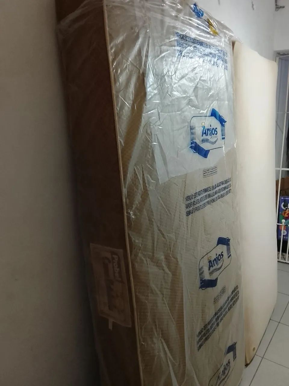 Cama Box solteiro queen