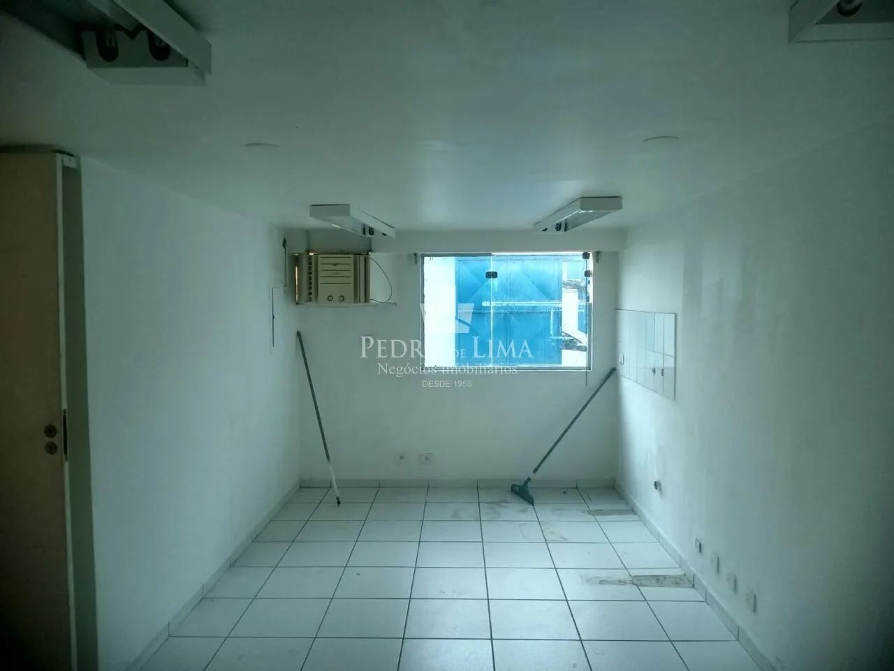 Prédio Comercial com 10 salas 8 banheiros próximo ao metrô Tatuapé - Foto 3