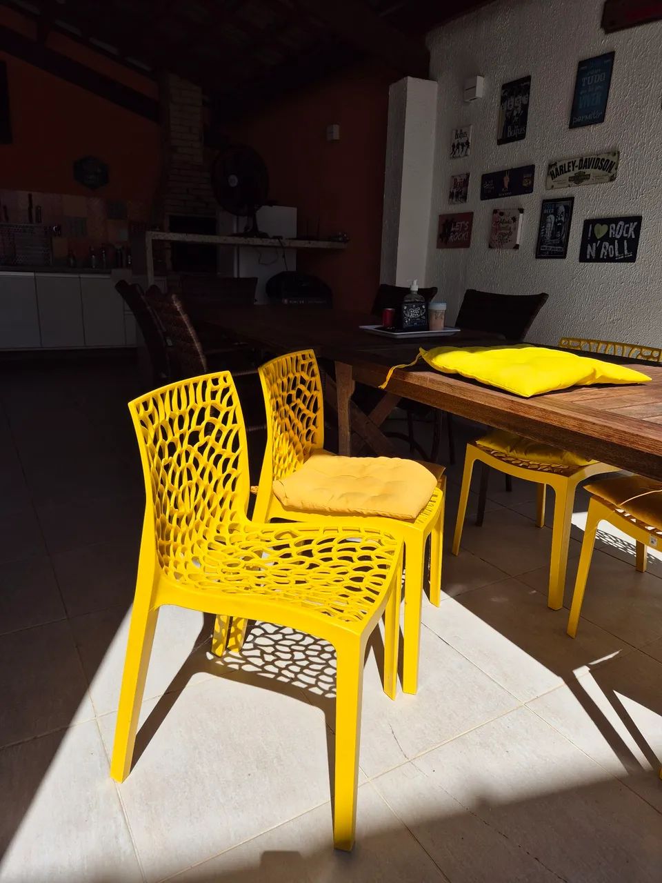 Cadeira Amarela 