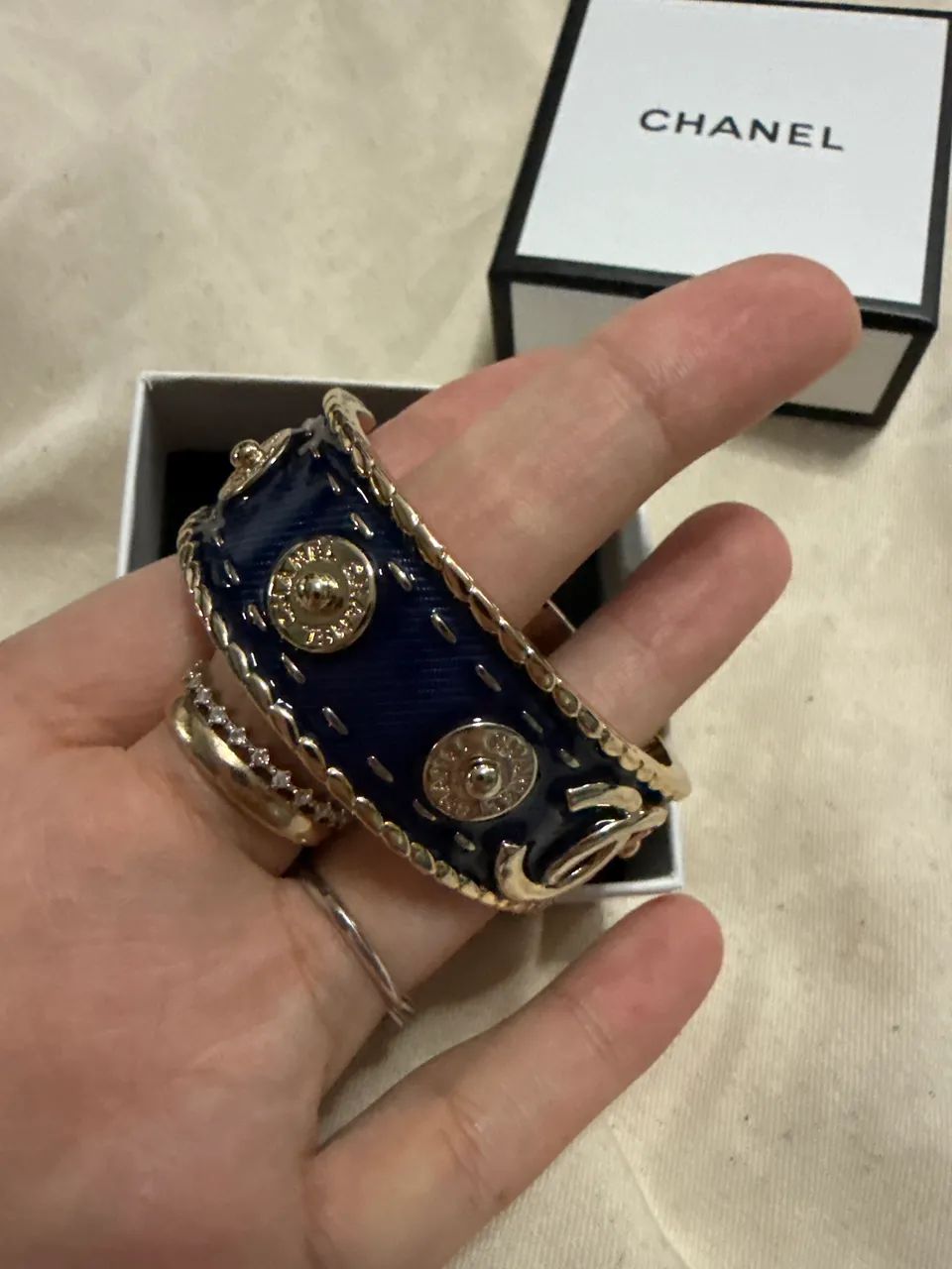 Pulseira Chanel usada uma vez  - Foto 2