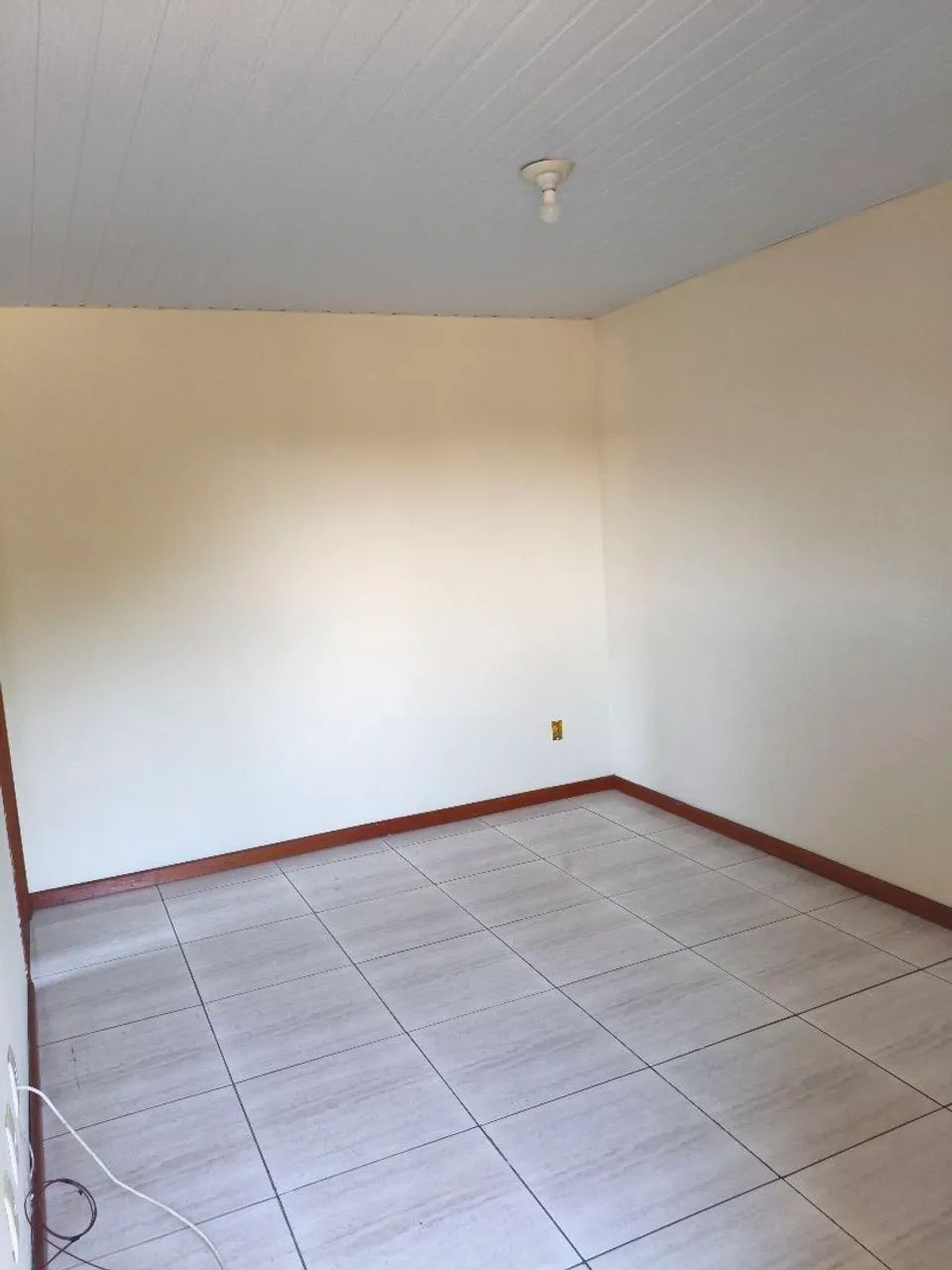 Alugo casa tipo apto com varanda e área  - Foto 3