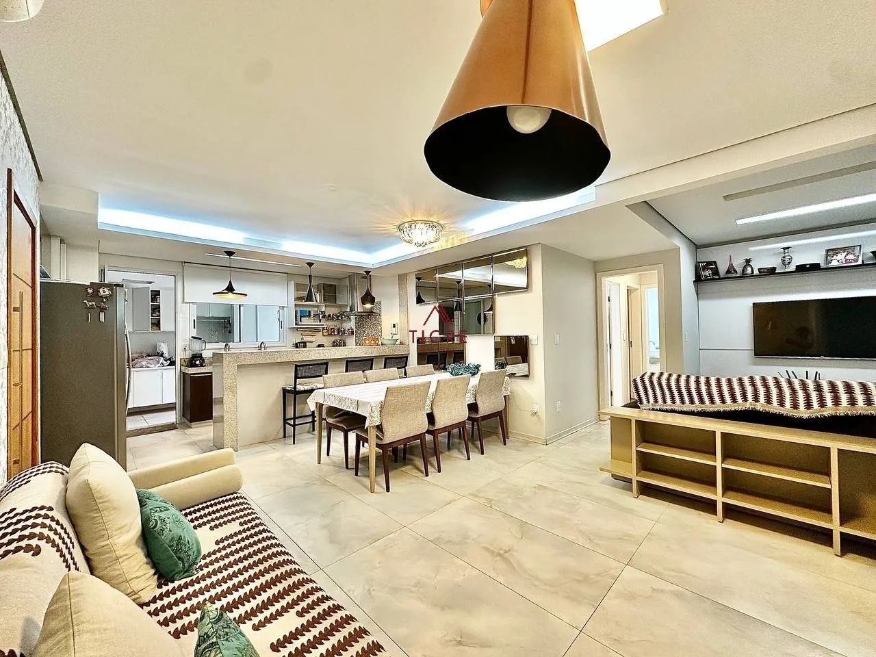 Apartamento com 3 Quartos à Venda, 165m² - Foto 3